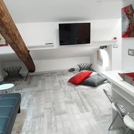 Apartman Kibilu - Via Terraggio *